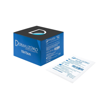 Box of 100 Dermalize Pad sterilized absorbent pads in 10x15cm size with packaging.